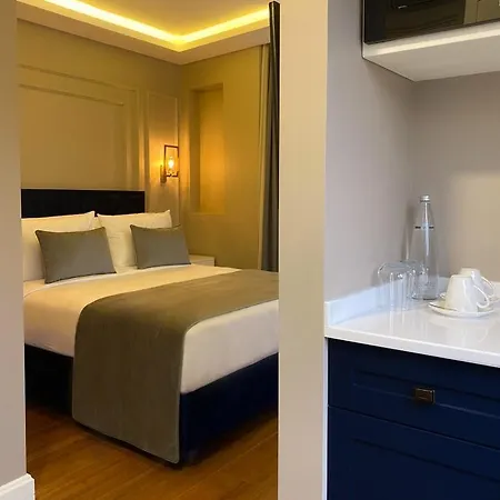 Ozkaya Galata * Istambul